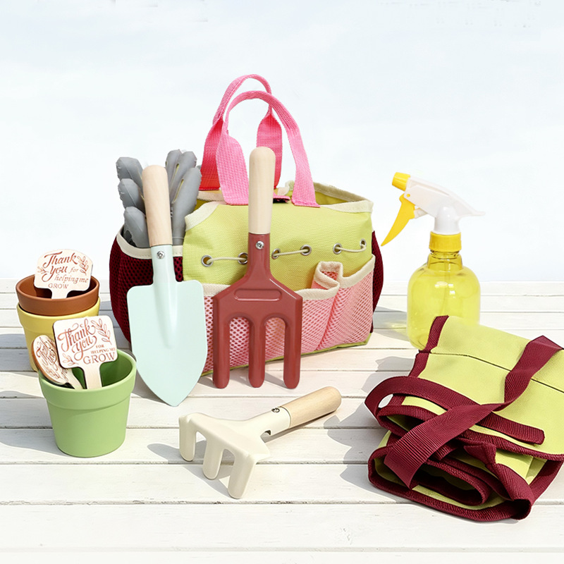 مجموعة أدوات حديقة للأطفال للع - مراجعة Gardening Tools And Uses وسعره