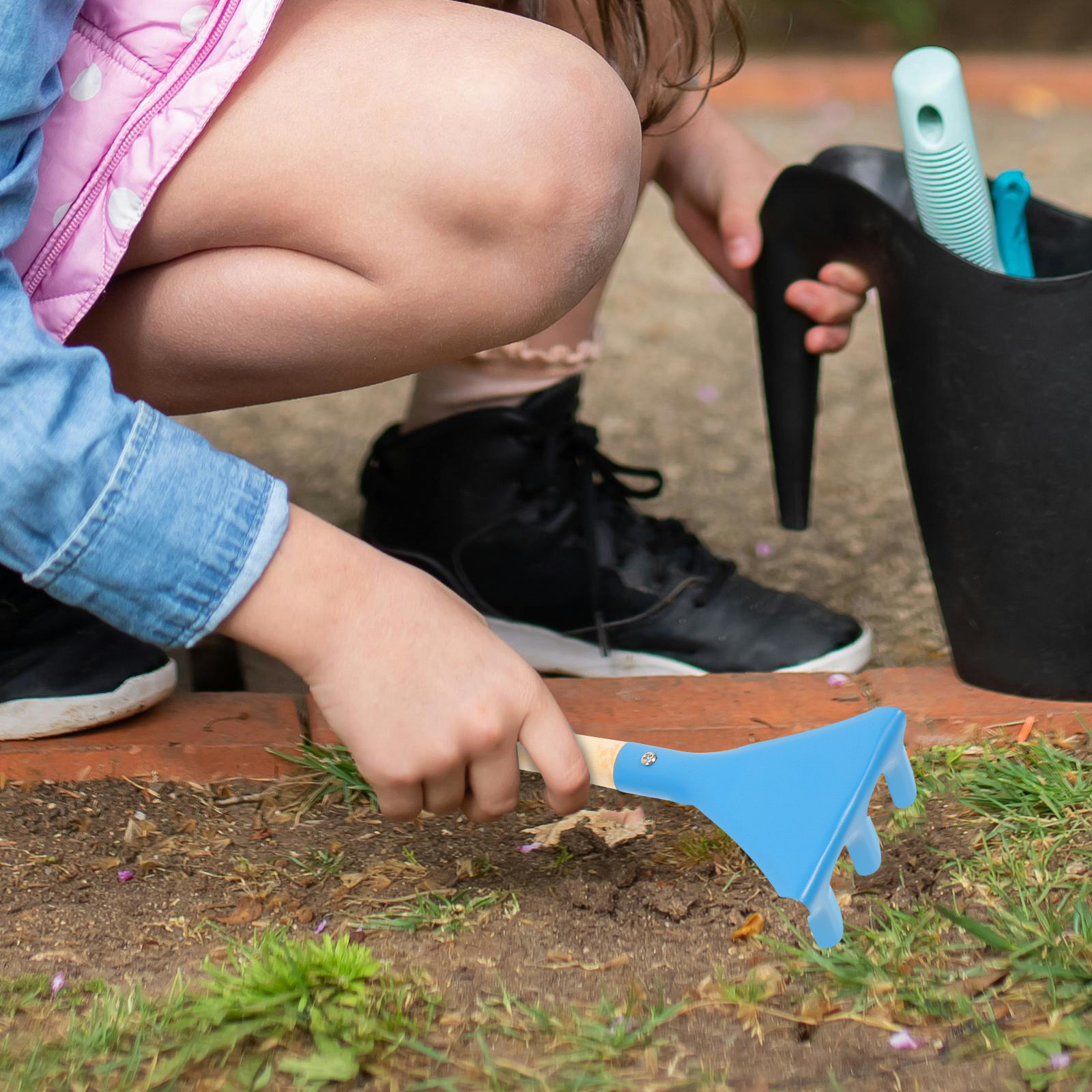 مجموعة أدوات البستنة للأطفال م - مراجعة Quality Gardening Tools For Kids وسعره