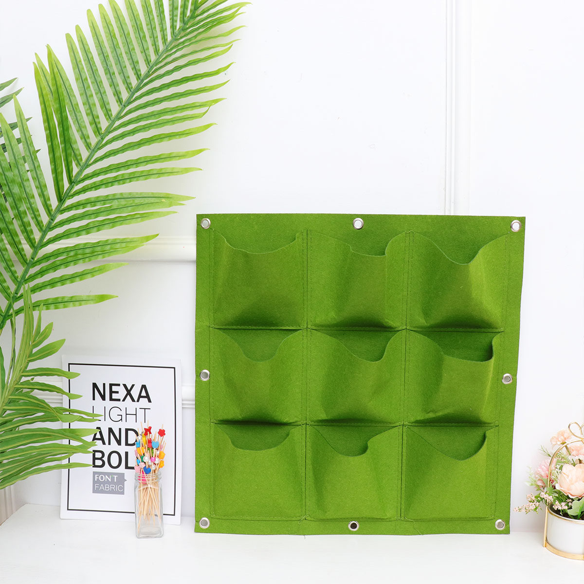 حقيبة نباتات معلقة على الحائط  - مراجعة Vertical Wall Planter وسعره